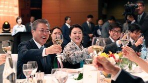 [일문일답] 文대통령 “K팝, 한국인 ‘열정과 흥’의 발로”