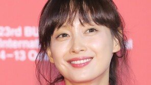 이나영, 이종석과 로코 ‘별책부록’ 확정…9년만에 안방복귀