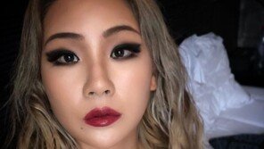 씨엘, 육감적인 셀카 근황 “여러분 보고싶어요”