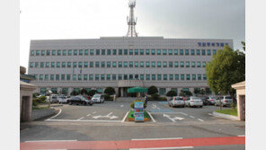 여자화장실서 자위행위·불법촬영한 20대 구속