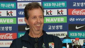 파나마 감독 “한국 축구, 수비 견고·공격 강력”