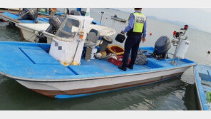 멈춰있던 배 들이받아 2명 숨지게 한 남매 입건