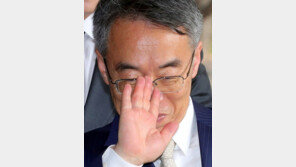 임종헌, 귀가 9시만에 검찰 재출석…질문에 묵묵부답