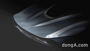 맥라렌, 신형 하이퍼카 ‘스피드테일’ 티저 공개… 106대 한정 판매