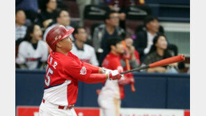 이범호, 브리검 상대 추격의 투런홈런 작렬…PS 통산 9호포