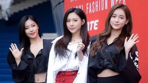 [연예현장.jpg] 3인조 걸그룹 카밀라, 가을을 유혹하는 파격 패션