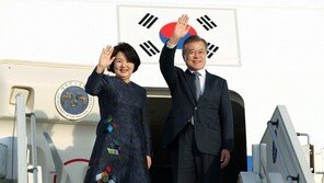 文대통령, 佛순방 마치고 출국…이탈리아로 이동