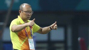 스즈키컵 준비하는 박항서의 베트남, 인천-서울과 연습 경기