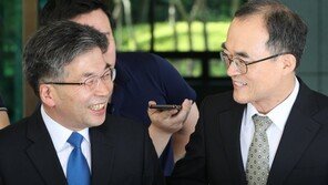 “우병우 관련 검찰청 압수수색 모두 반려”…검경 또 ‘으르렁’