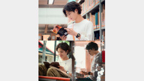 ‘남자친구’ 박보검 첫 스틸…순수 청년 변신 ‘심쿵’