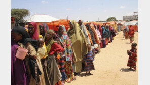 전세계 인구 거의 절반이 하루 5.5달러 미만으로 연명