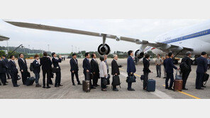 靑 “평양회담 특별수행단 만찬, 아는 바 없어…靑과 무관”