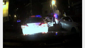 한밤 부산도심서 도난차 18km 추격전…순찰차 13대 투입