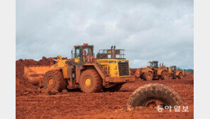 보크사이트의 땅 기니에 내린 ‘자원의 저주’