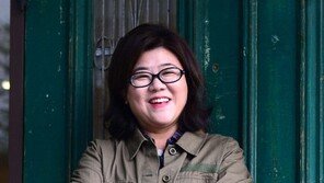 [여기자들의 수다②] 이정은은 헤어날 수 없는 마력의 소유자