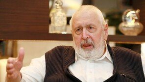 “폐쇄적 쇼스타코비치, 음악은 깊고 유머러스”