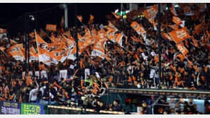 한화-넥센 준PO, 1차전 이어 2차전 입장권도 ‘연속 매진’