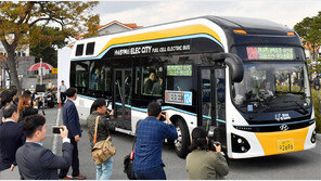 친환경 수소버스 시대… 울산서 국내 첫 운행 시작