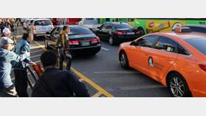 ‘카풀-택시업계’ 중재안 재추진?…민감해진 국토부 “그래도 대화해야죠”