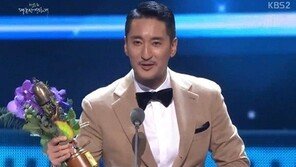 한사랑 대리수상 논란, 할 말 많은 대종상 조직위원장 “황당하고 지친다” 