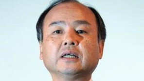 손정의 소프트뱅크 회장, 사우디 투자행사 연설 취소…이례적