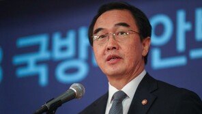 조명균 통일, 24일 탈북민단체와 간담회…‘취재제한’ 해명