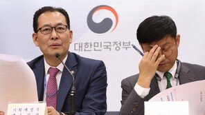 정부, ‘일자리 3종 세트’ 쏟아낸 배경은?