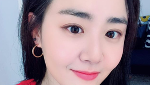 문근영, 여전한 동안 미모 “나 살아있어요”