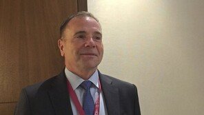 퇴역한 미군 유럽사령관 “ 15년내 중국과 전쟁할 가능성있다”