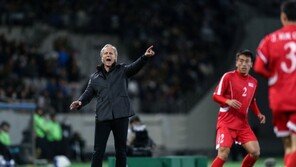 인천 안데르센 감독, 엄중 경고 먹었다…인터뷰 규정 위반