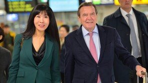 슈뢰더 전 독일 총리, 부인 고향 광주 첫 방문