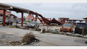 강경화 “사이판 고립 韓 관광객 1700명”·외교부 “27일 군용기 1대 파견”