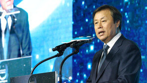 도종환 문체부 장관 “정치·외교 갈등으로 관광인적교류 인위적 축소 안 돼”
