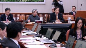 윤병세 前 장관 “강제징용 의견서 객관적으로 작성”