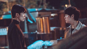 ‘손 더 게스트’, 공간과 배경도 주연급