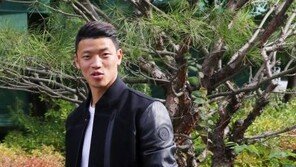 새 감독 첫 경기 선발 출격한 황희찬, 함부르크는 승리