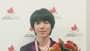 차준환, 그랑프리 2차 대회 동메달…김연아 이후 첫 메달