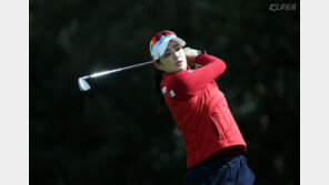 박결, 데뷔 4년만에 첫 우승…KLPGA 서울경제 레이디스 제패