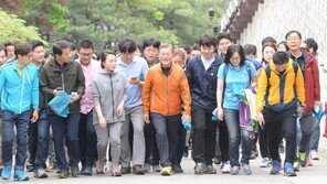 文대통령 “김정은 답방 때 한라산 구경 시켜줬으면…”