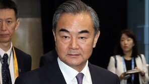 시진핑, 연말 필리핀 방문할 듯…왕이, 준비차 28~29일 방문