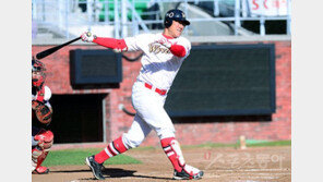 [알쓸포잡] 역대 PO를 뜨겁게 달군 사나이들, MVP