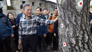 문재인 대통령 “김정은 원하면 한라산 함께 구경”