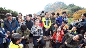 국정홍보비서관 공석·경제문제 잡음…文대통령, 연말 인사 주목