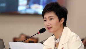 ‘박정희 찬사’ 이언주, 21대 총선 ‘김무성 지역구’ 노리나