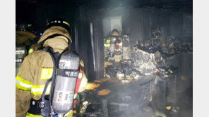 소방관들 헬멧까지 녹아내린 불길에 뛰어들어 구한 3세 아이 의식회복