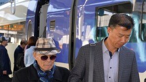 日 강제징용 94세 이춘식 옹 “판결 나온다니 기분 좋아”