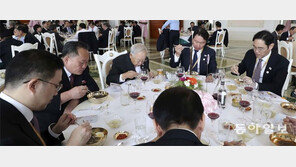 김영우 “리선권 위세, 핵보유국이라는 자신감 …사과 받아야”