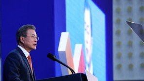 ‘지방 선순환론’ 제시한 文대통령…경제 매개로 지방분권 강화 ‘고삐’