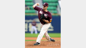 [강산의 가을통신] 영웅군단 에이스 브리검의 못 말리는 넥센 사랑