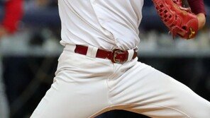 안우진 1이닝만 썼지만…넥센 불펜, 살얼음판 리드 지켜냈다